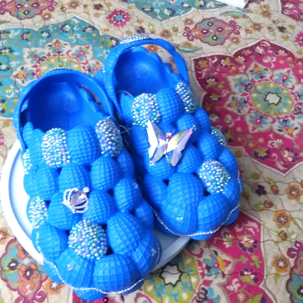 ...Blue Bubble Slides designed by 💋💐BOUTIQUE NightCAP /NWOT